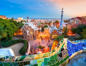 Barcelona Gaudi 2 Dünyaca Ünlü Şehirler Kanvas Tablo