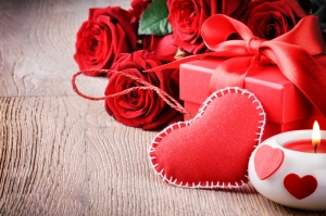 Güller ve Kalp Aşk & Sevgi Kanvas Tablo