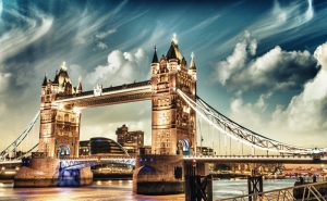 Londra Tower Köprüsü Gece Dünyaca Ünlü Şehirler Kanvas Tablo