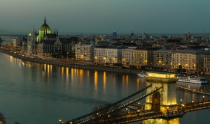 Macaristan Manzarası Dünyaca Ünlü Şehirler Kanvas Tablo