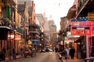 New Orleans Arka Sokaklar Manzara Amerika-1 Şehir Manzaraları Kanvas Tablo