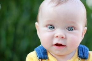 Sarışın Mavi Gözlü Bebek & Çocuk Dünyası Kanvas Tablo