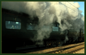 Tren ve Yolculuk Fotoğraf Kanvas Tablo